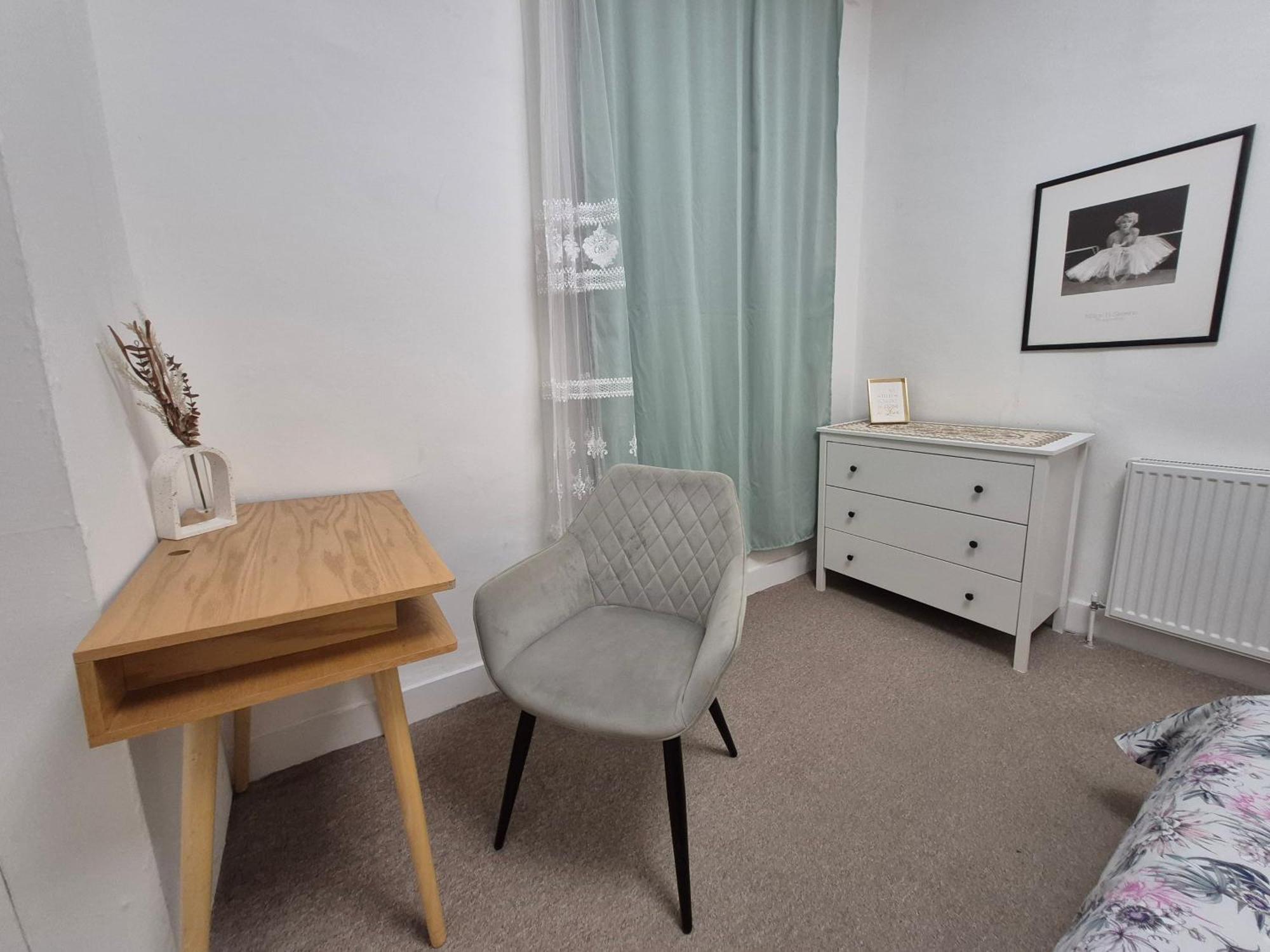 Stylish And Bright Flat In London N8 Turnpike Lane - Piccadilly Line Apartment Ngoại thất bức ảnh