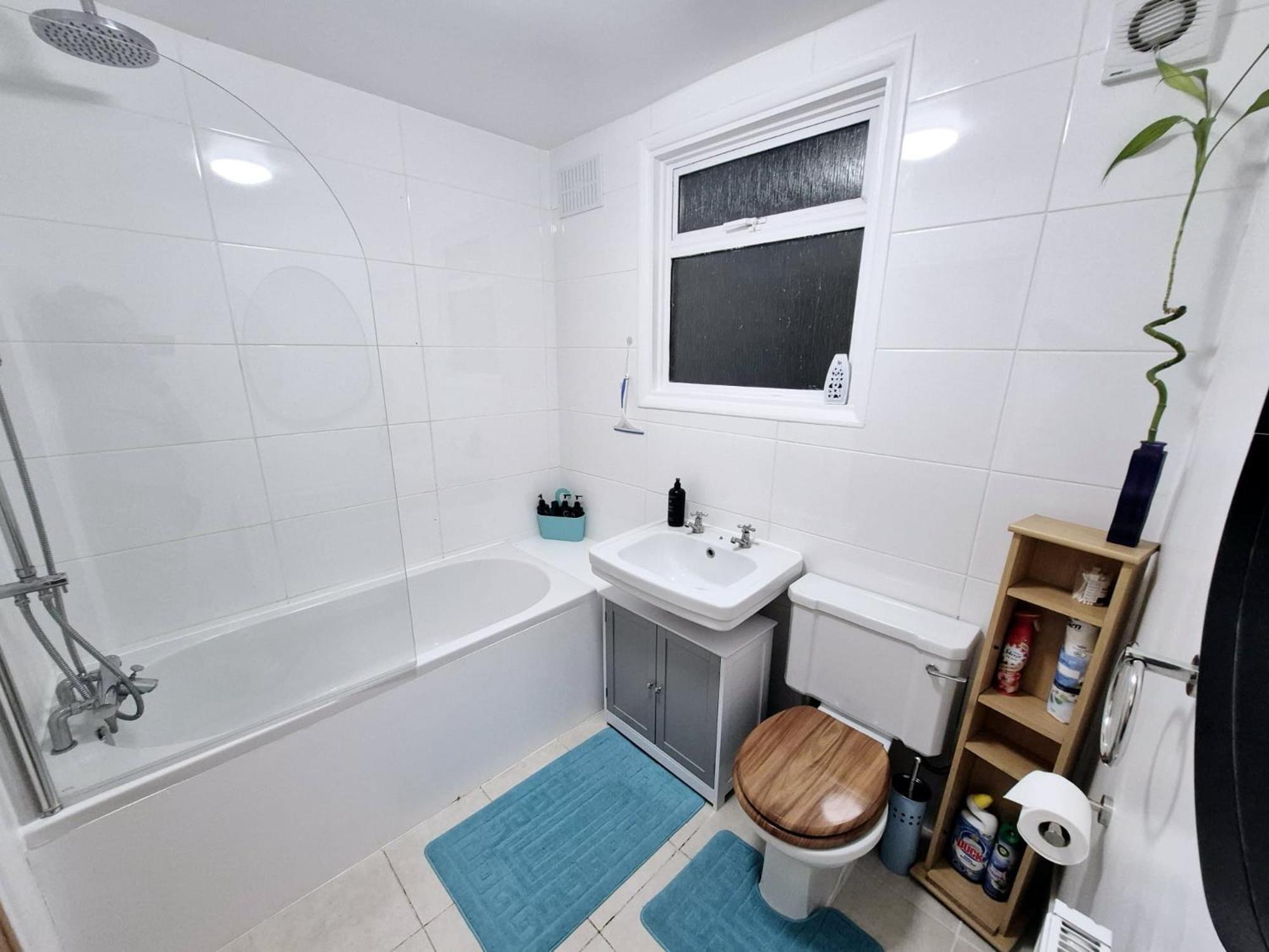 Stylish And Bright Flat In London N8 Turnpike Lane - Piccadilly Line Apartment Ngoại thất bức ảnh
